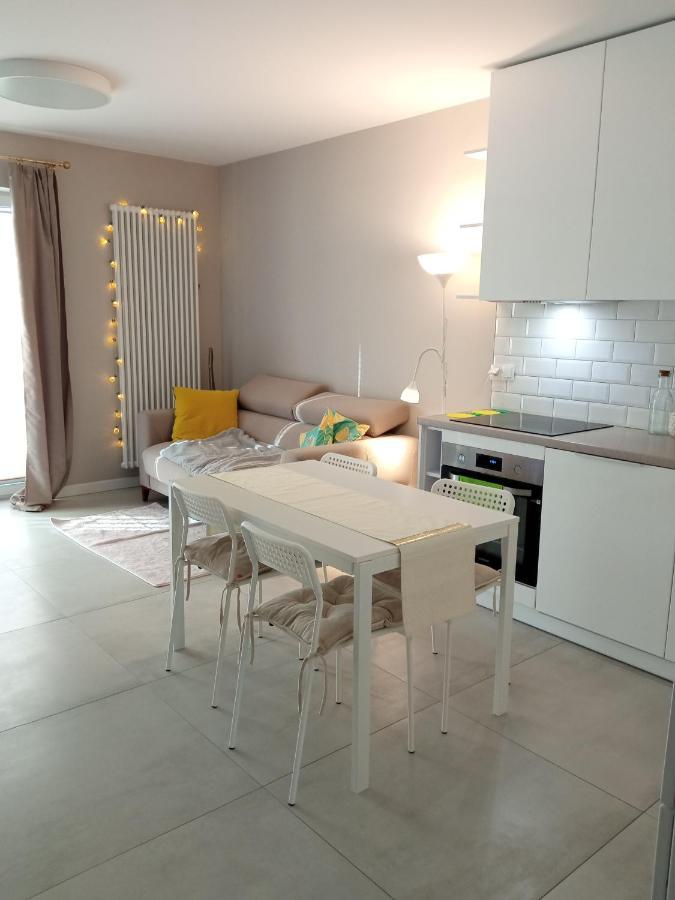 Zloty Apartament Bokserska Warschau Buitenkant foto